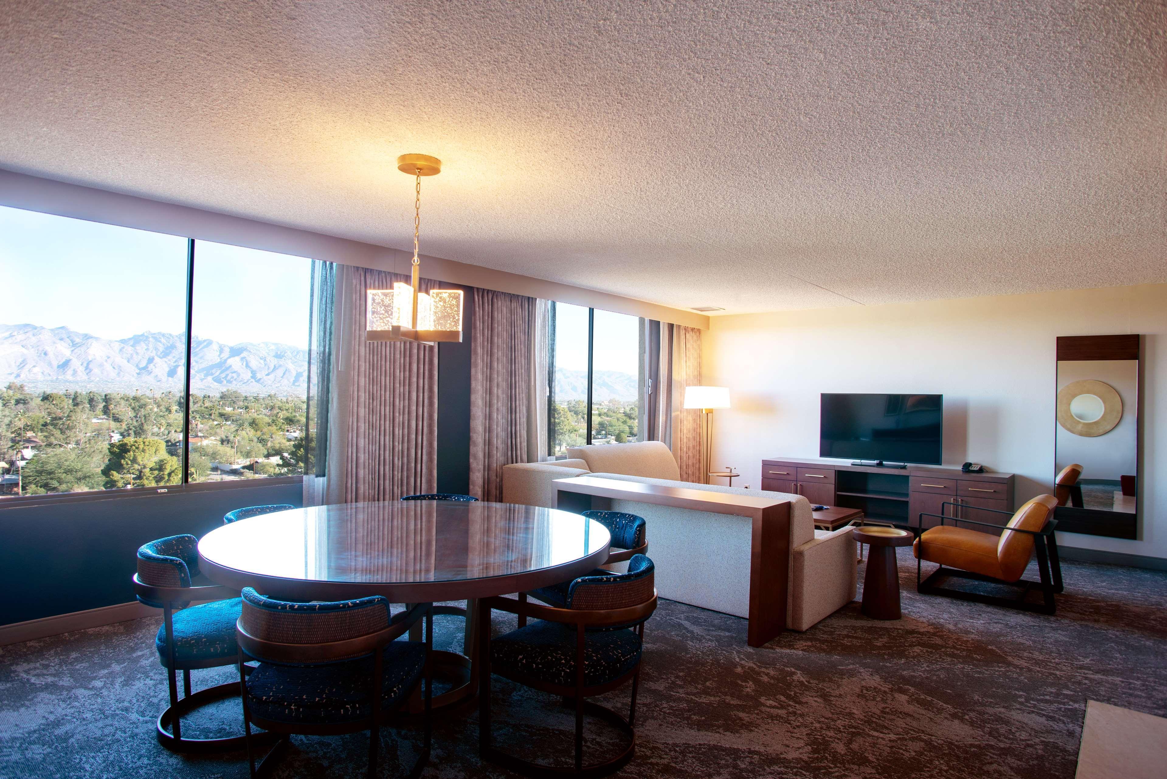 Doubletree By Hilton Tucson-Reid Park Hotell Eksteriør bilde