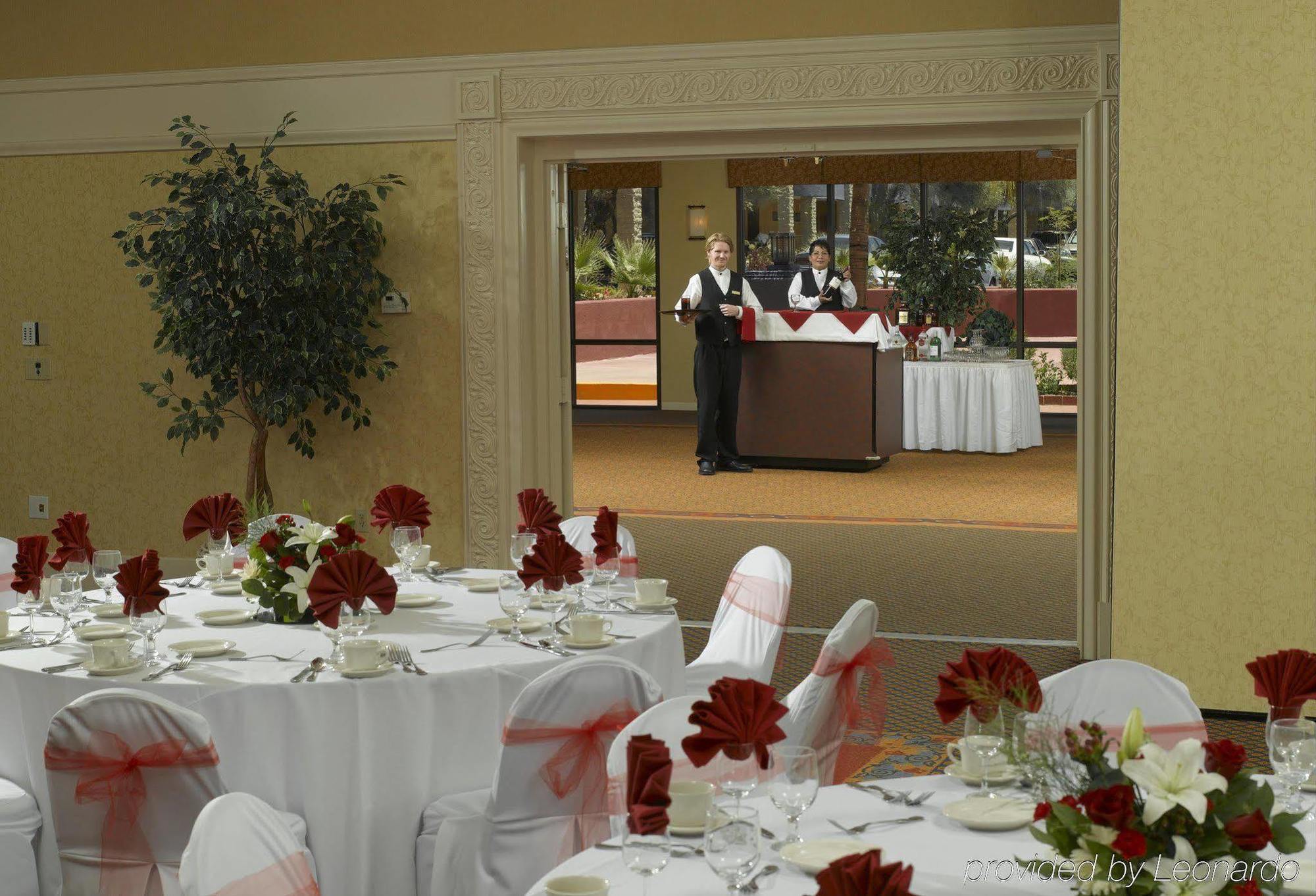 Doubletree By Hilton Tucson-Reid Park Hotell Restaurant bilde