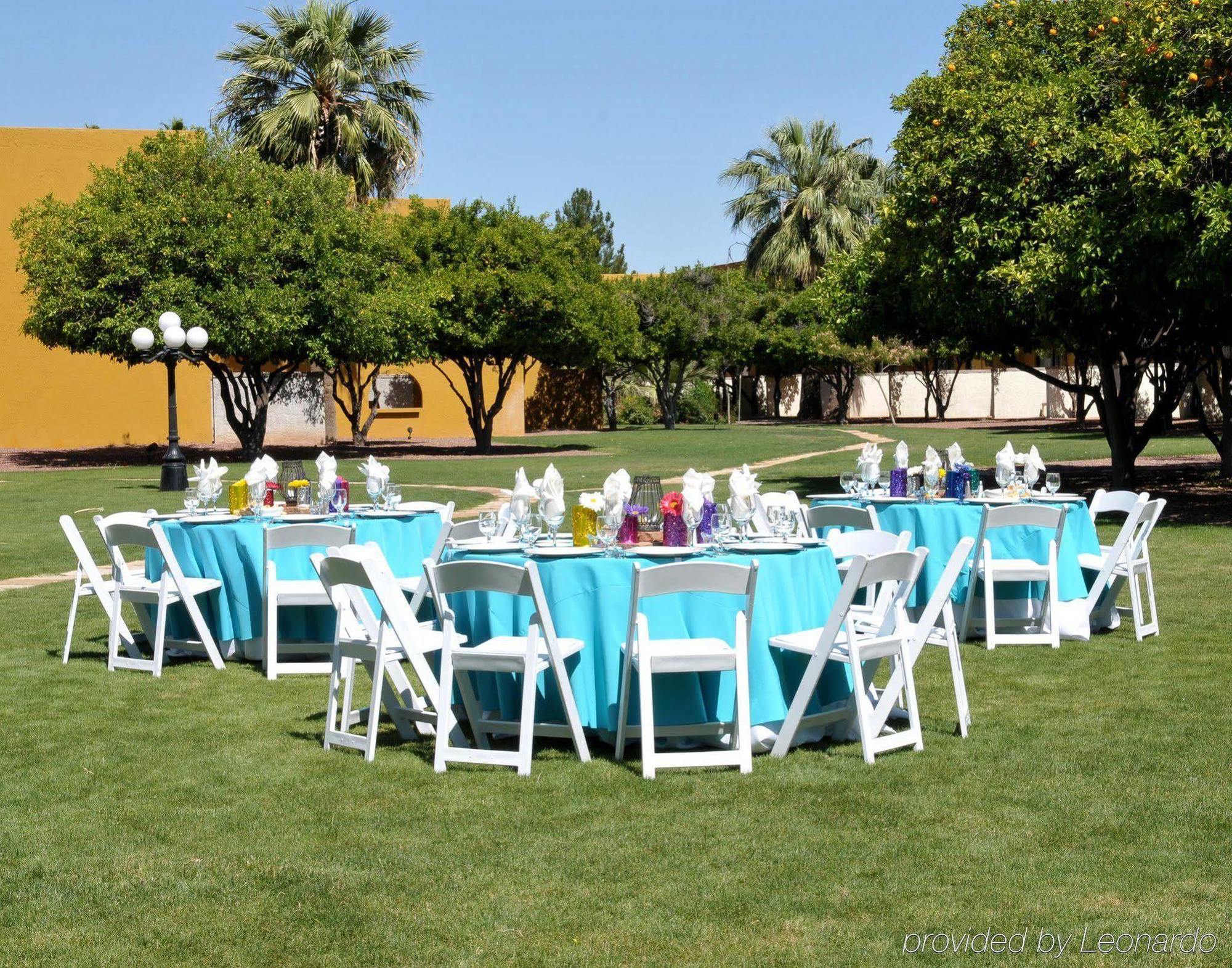 Doubletree By Hilton Tucson-Reid Park Hotell Restaurant bilde